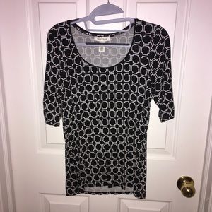 Cute and simple scoop neck tee